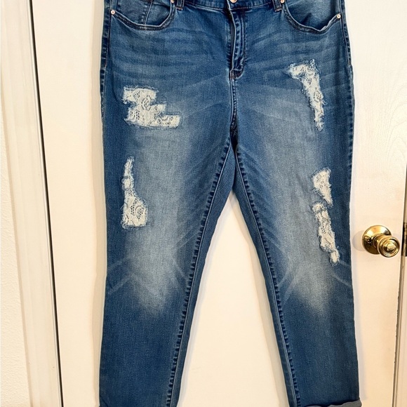 Chico’s Platinum Ankle Jeans – Distressed Lace Detail, Size 2 - Picture 2 of 7